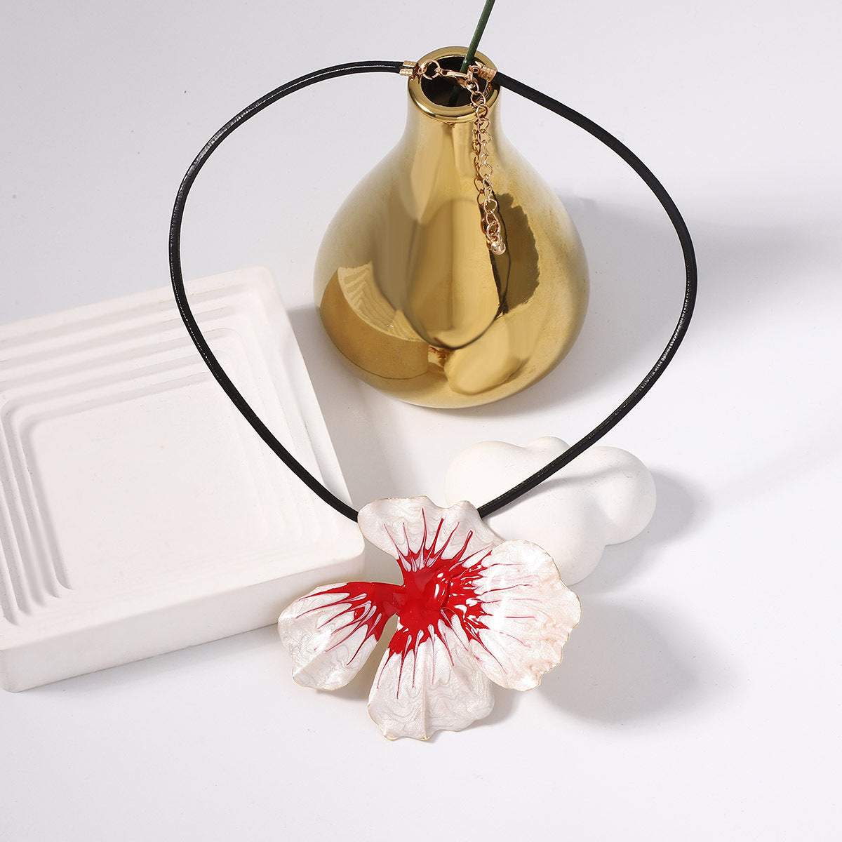 Classic Set with Timeless Appeal