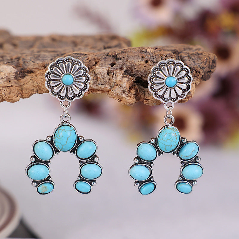 Classic Earring with Timeless Appeal