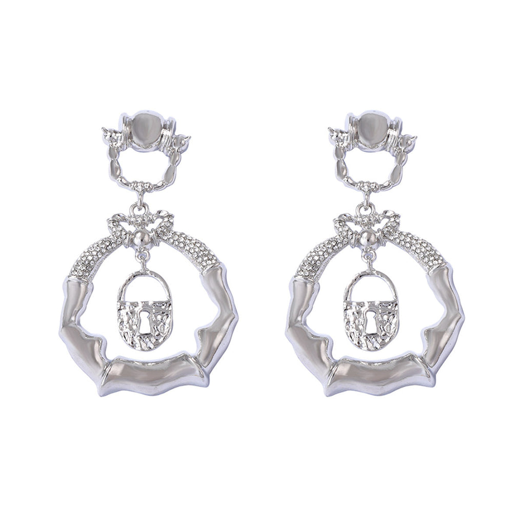Elegant Piece for Every Occasion