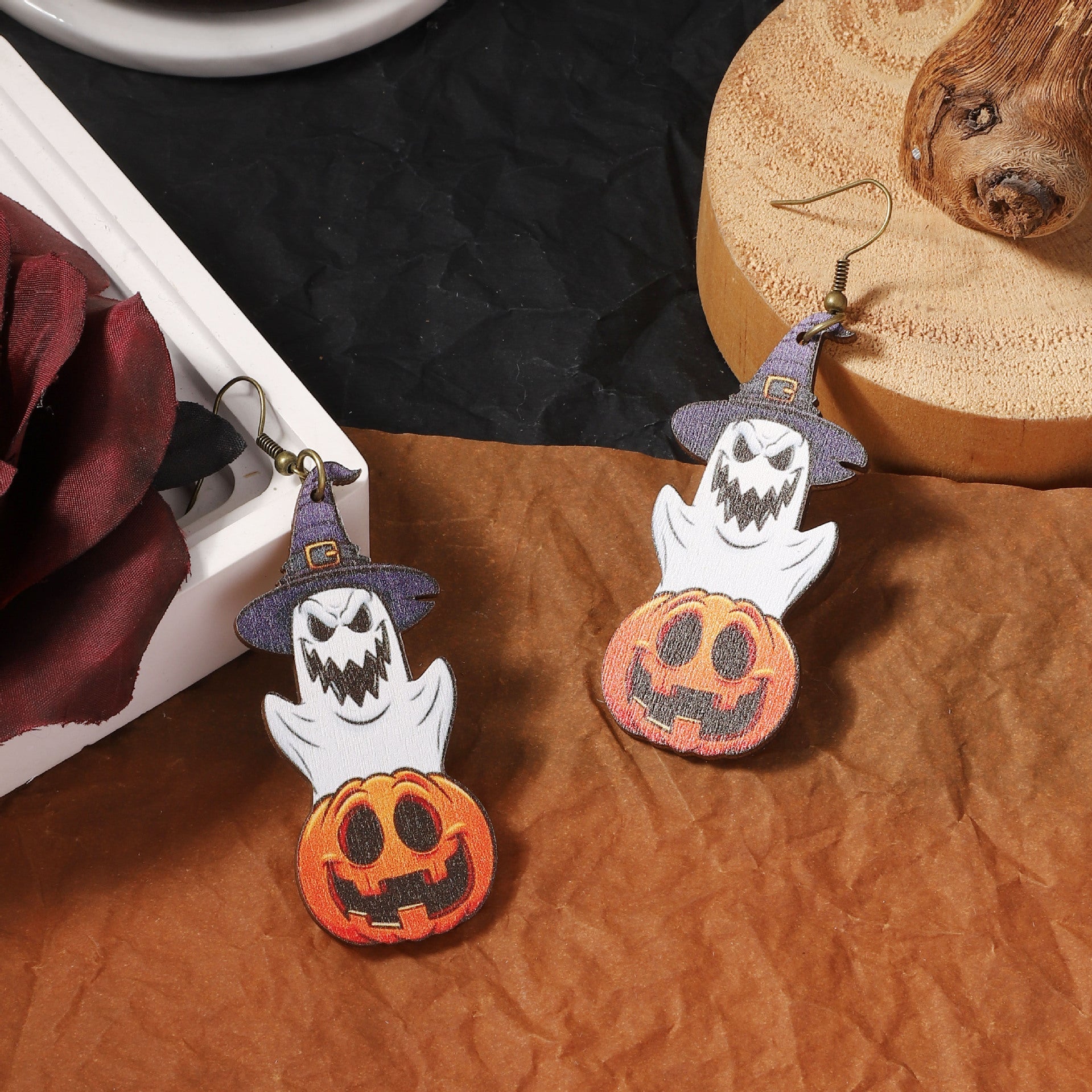 Charming Earring for Any Occasion