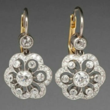 Charming Earring for Any Occasion