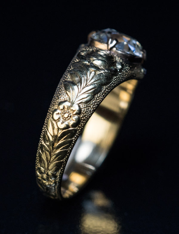 Beautiful Gold Bracelet with Unique Style