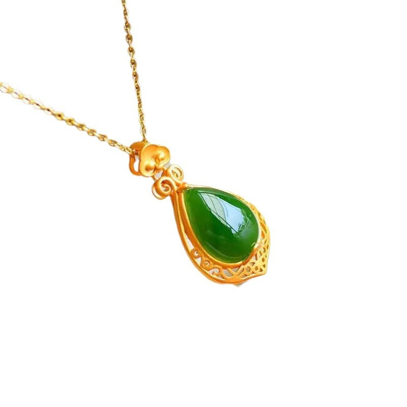 Romantic Gold Necklace for Special Moments