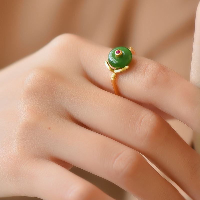 Stunning Gold Ring for Daily Wear