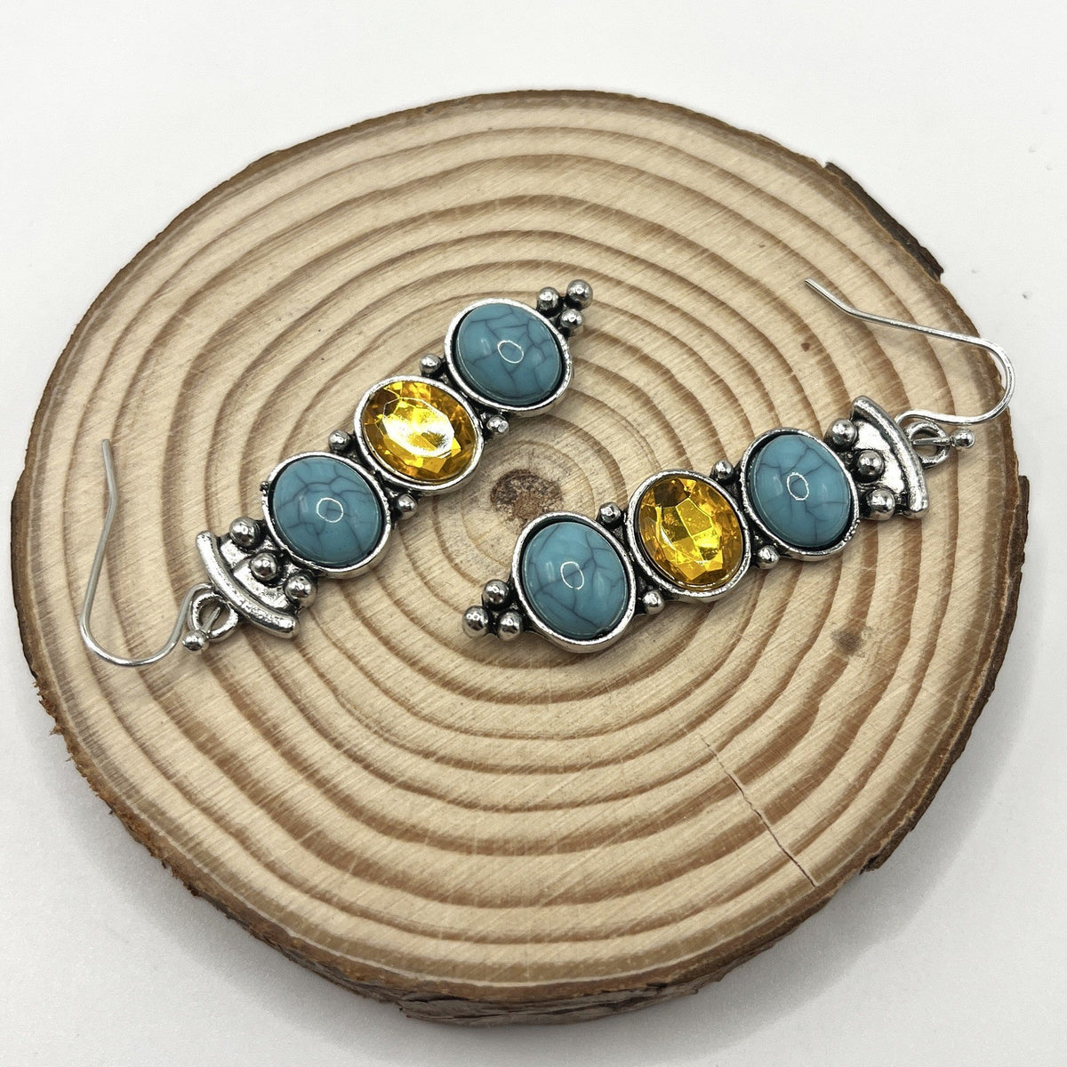 Elegant Earring for Every Occasion