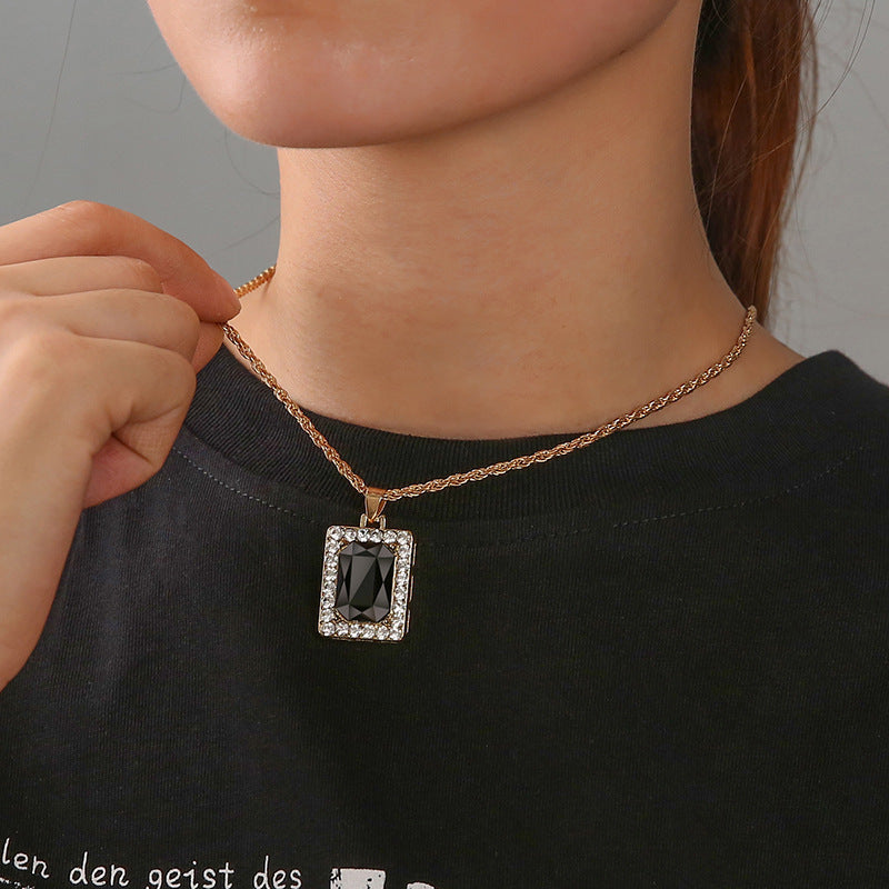 Classic Necklace with Timeless Appeal