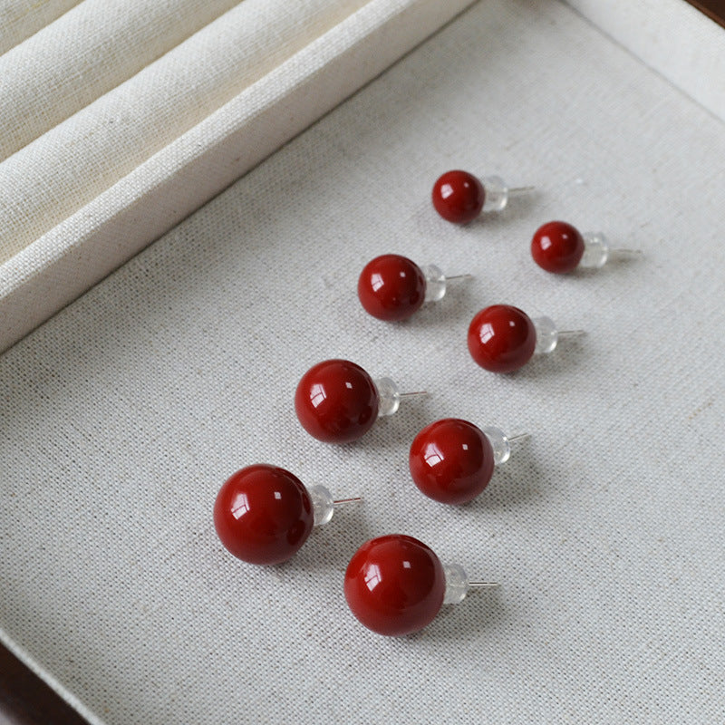 Charming Silver Earring for Any Occasion