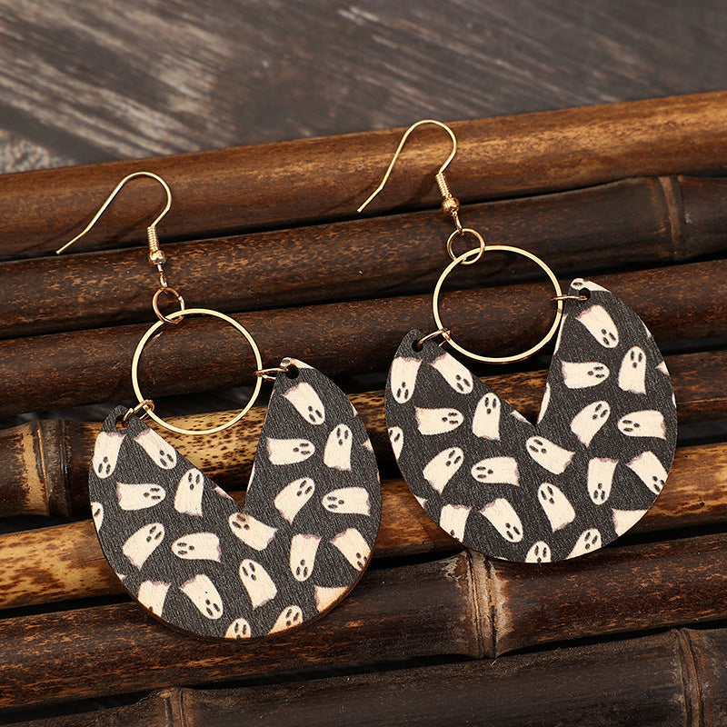 Romantic Gold Earring for Special Moments
