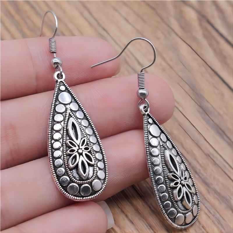 Classic Set with Timeless Appeal