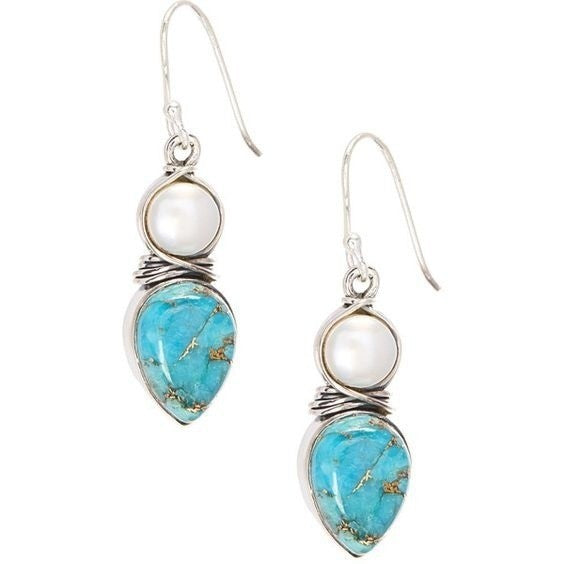 Classic Pearl Earring with Timeless Appeal
