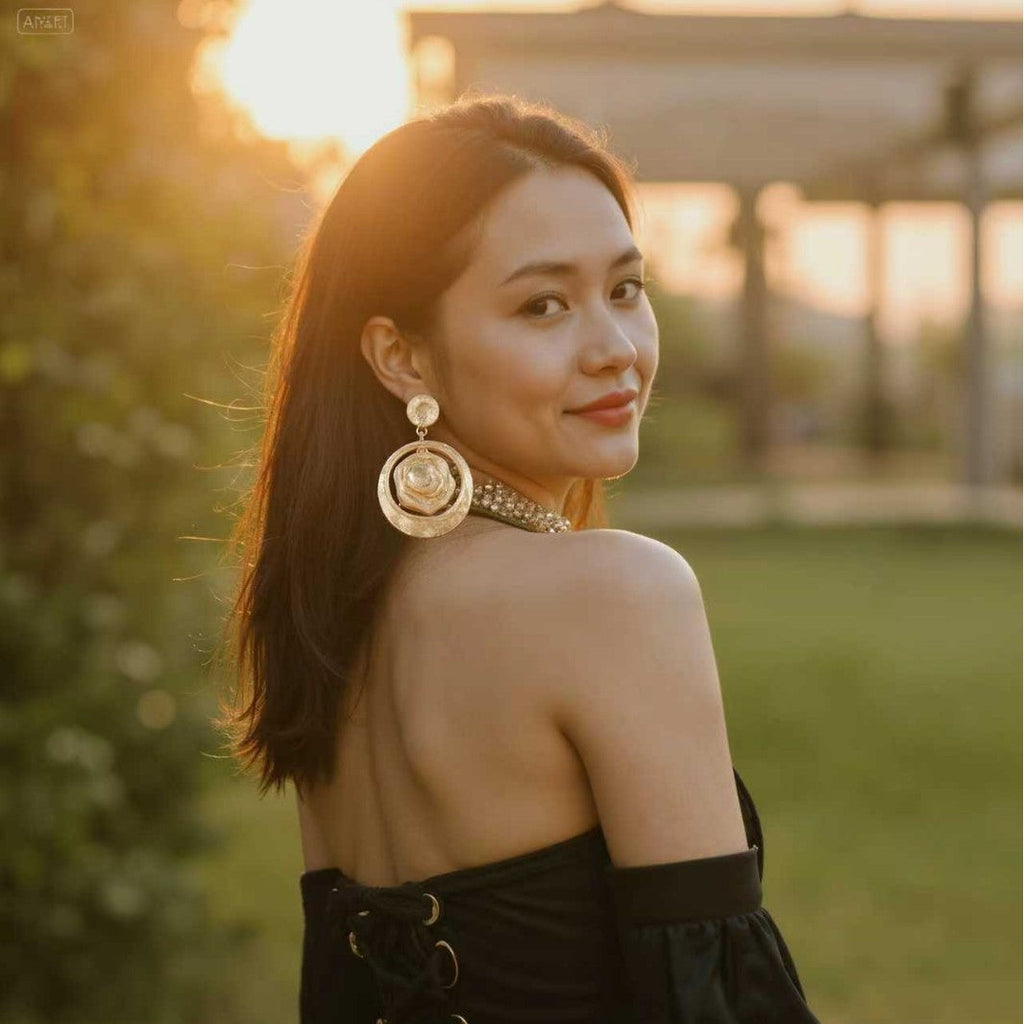 Charming Piece for Any Occasion