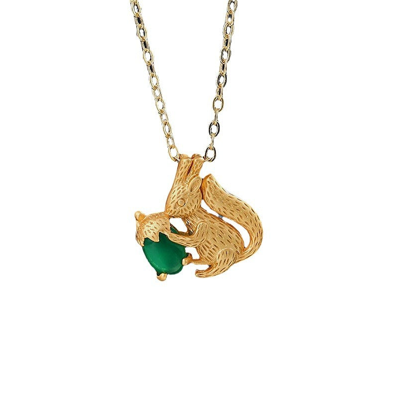 Romantic Gold Necklace for Special Moments