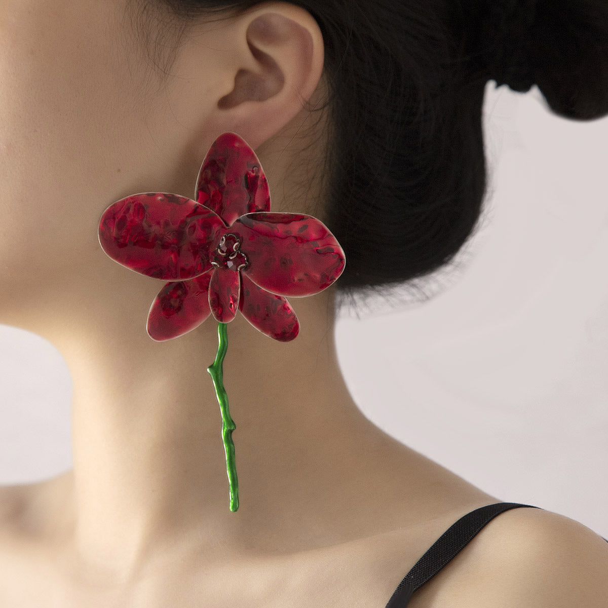 Classic Earring with Timeless Appeal