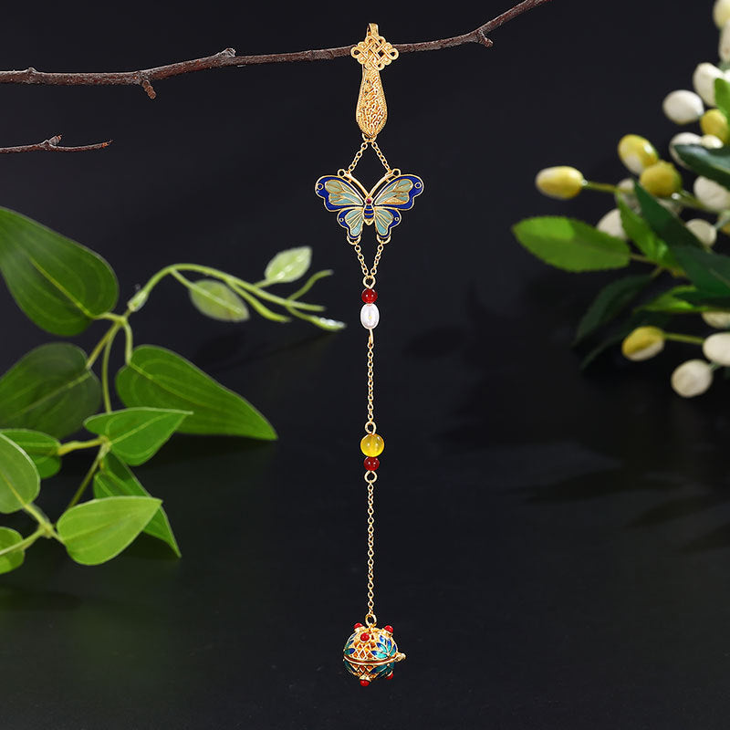 Charming Pendant for Any Occasion