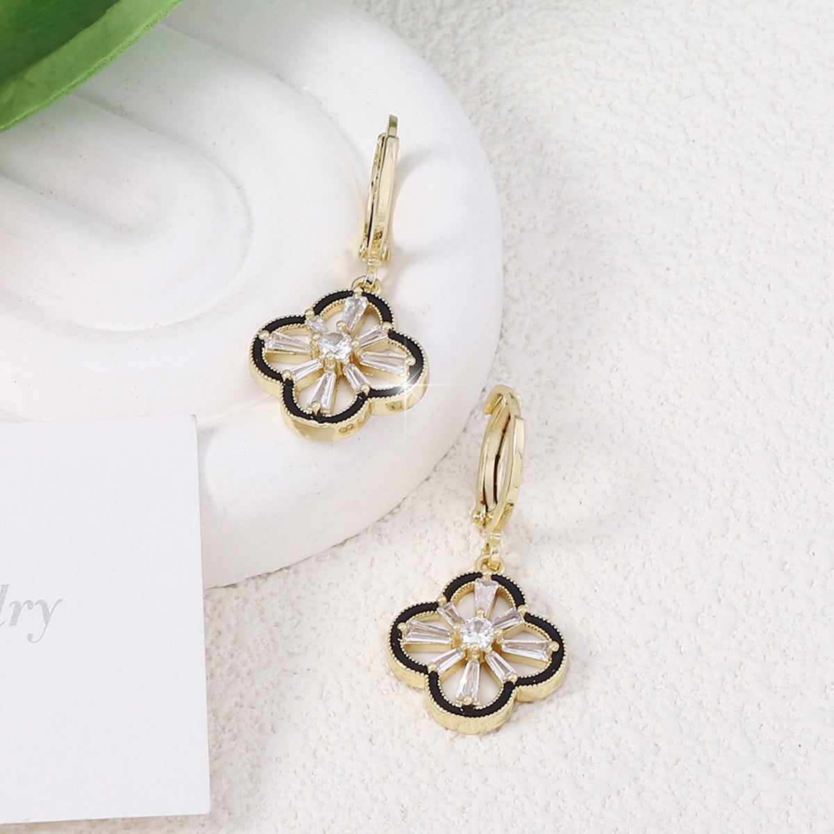 Elegant Earring for Every Occasion