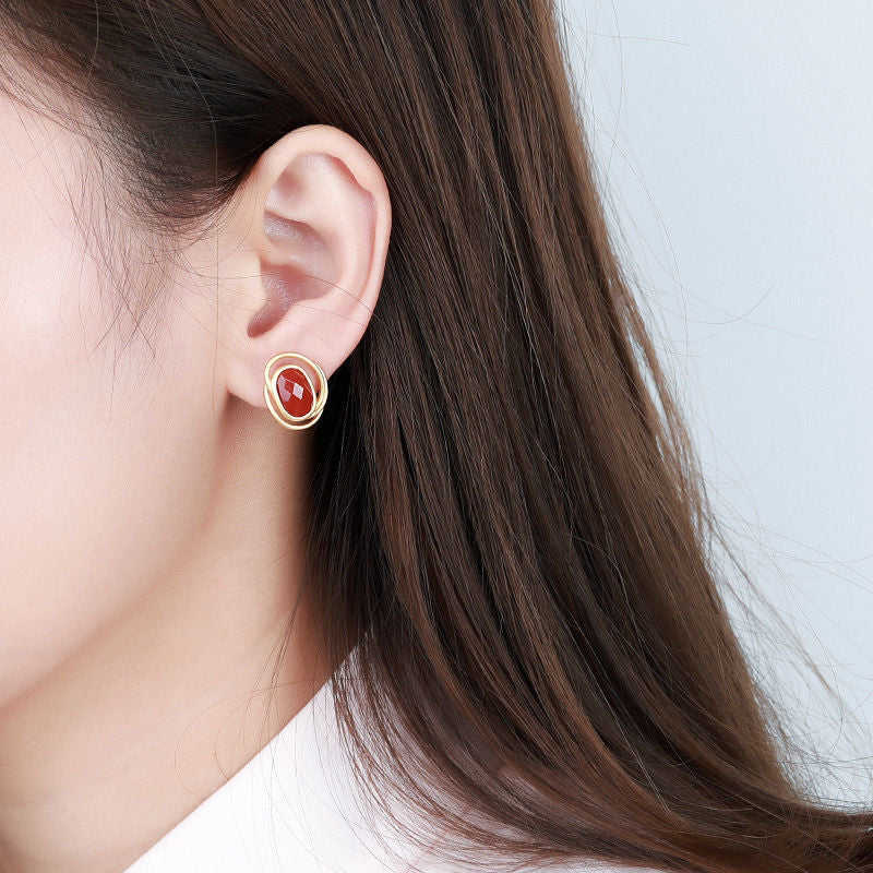 Stunning Gold Earring for Daily Wear