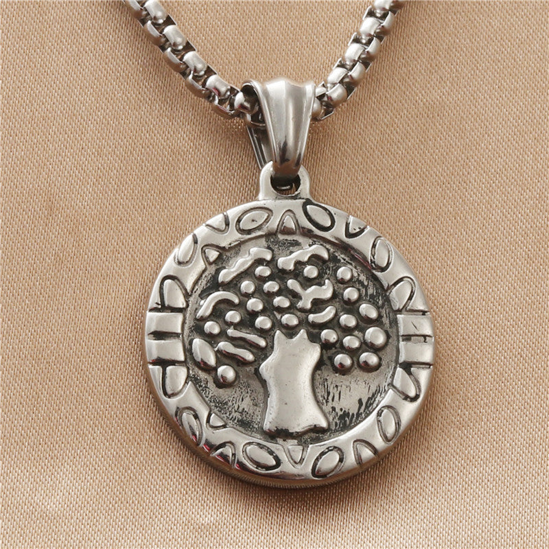 Classic Pendant with Timeless Appeal