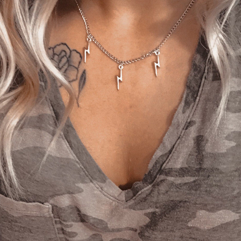 Stunning Necklace for Daily Wear