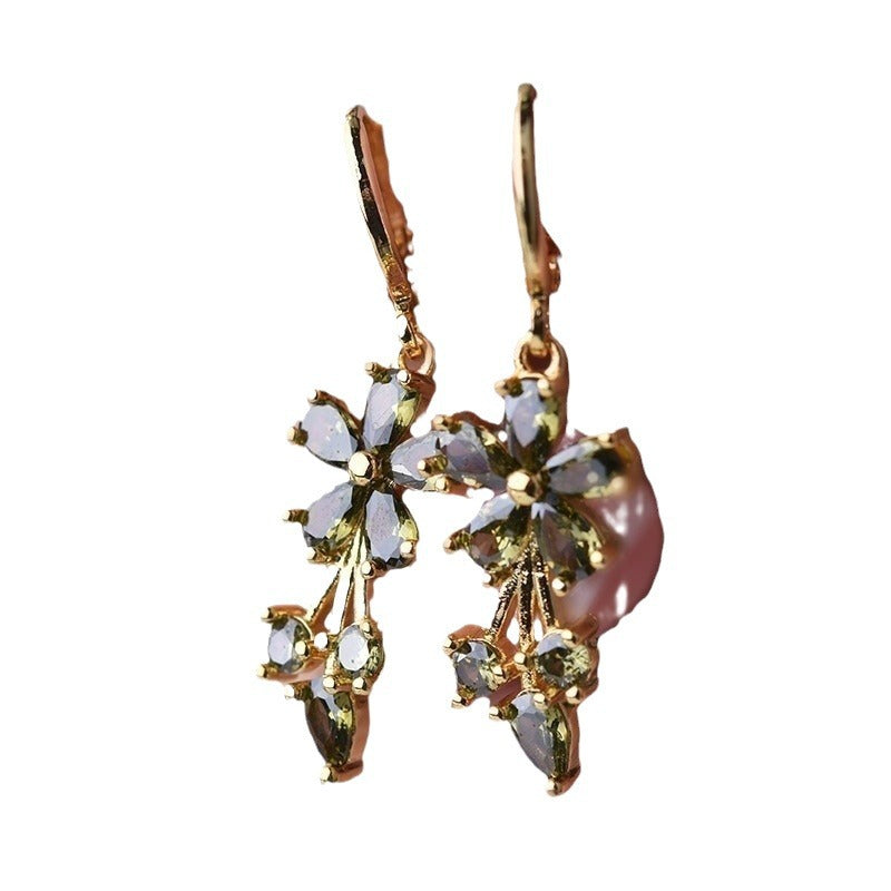 Romantic Earring for Special Moments