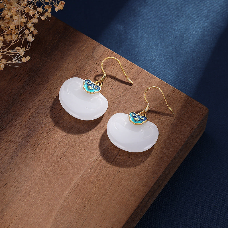 Elegant Gold Earring for Every Occasion