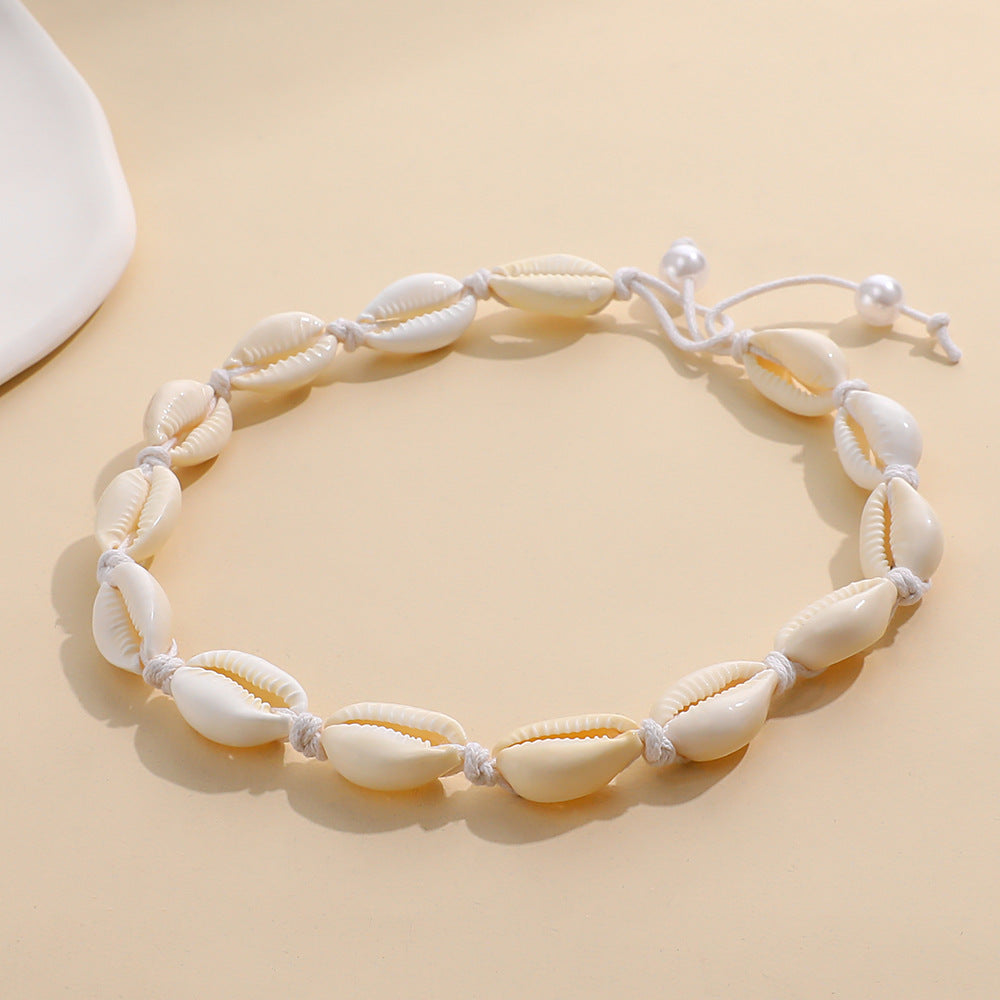 Classic Pearl Necklace with Timeless Appeal