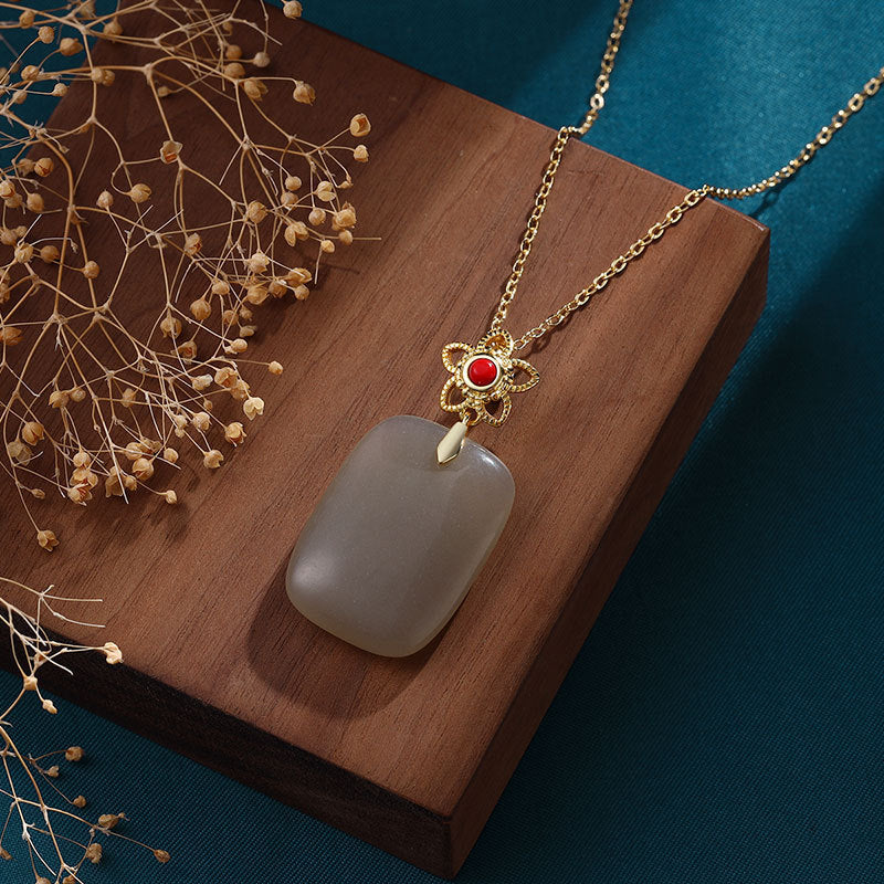 Charming Gold Necklace for Any Occasion