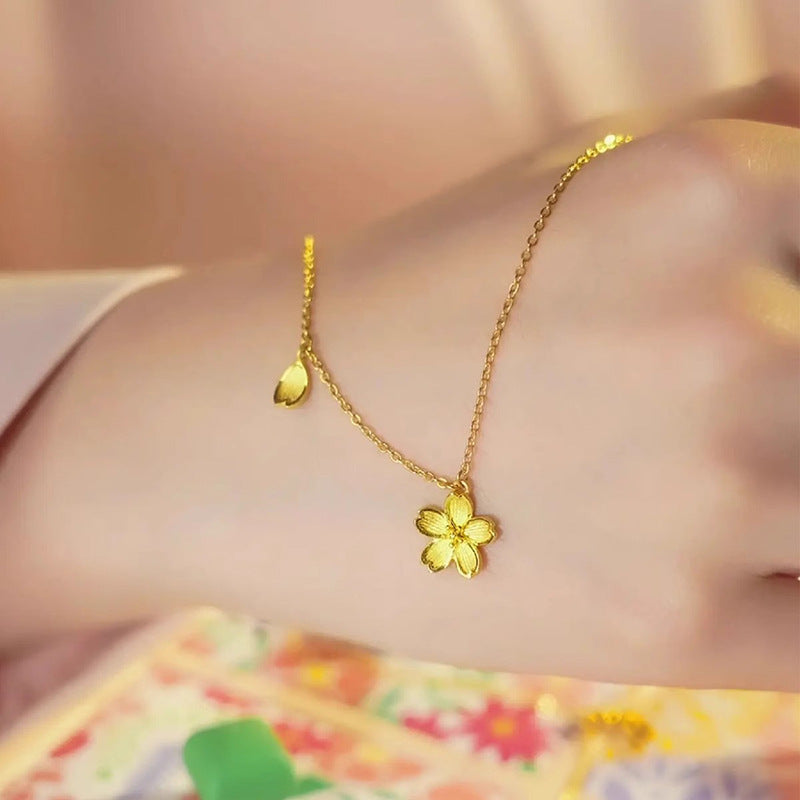 Charming Gold Necklace for Any Occasion