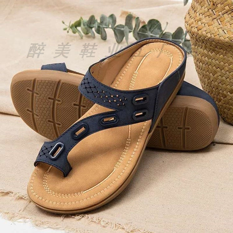 Chic Orthopedic Sandals with Unique Design