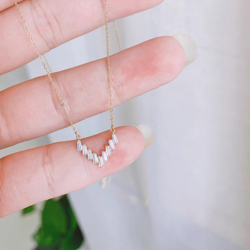 Stunning Necklace for Daily Wear