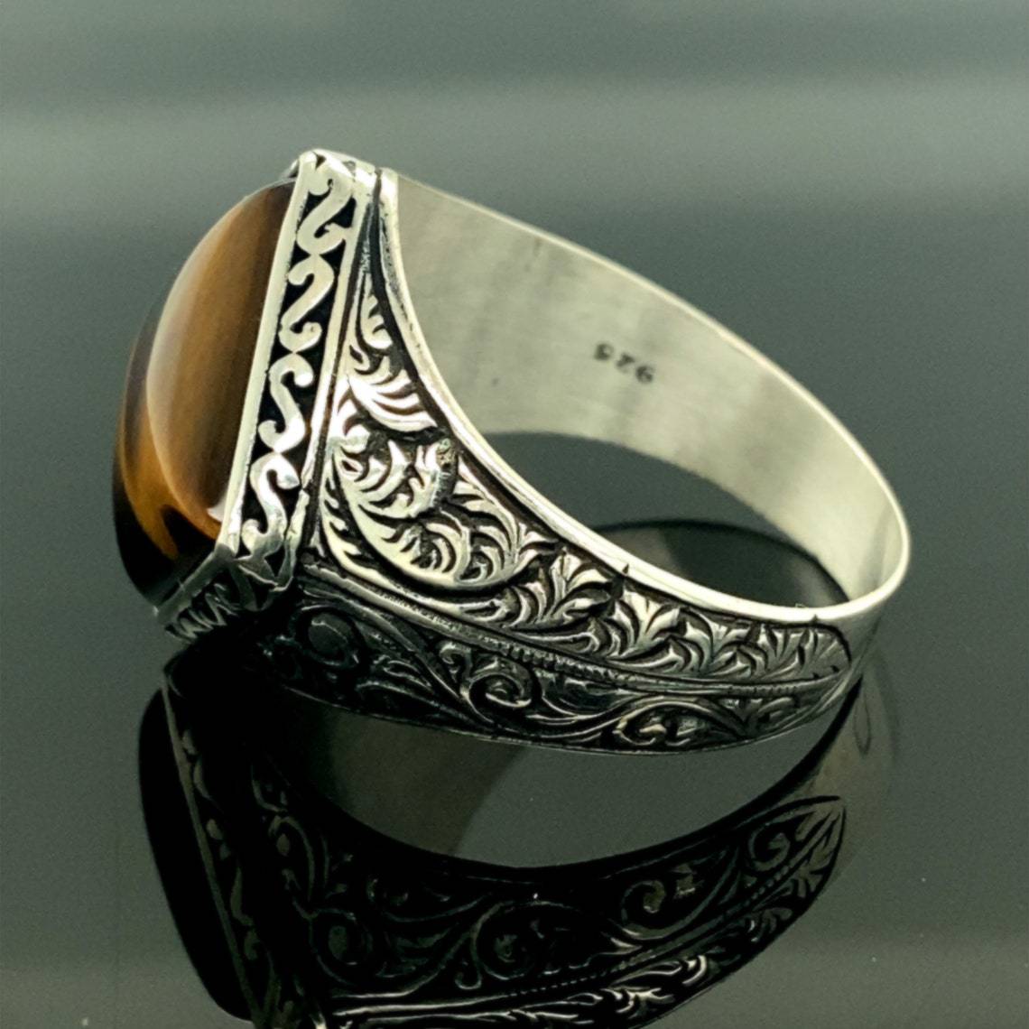 Classic Ring with Timeless Appeal