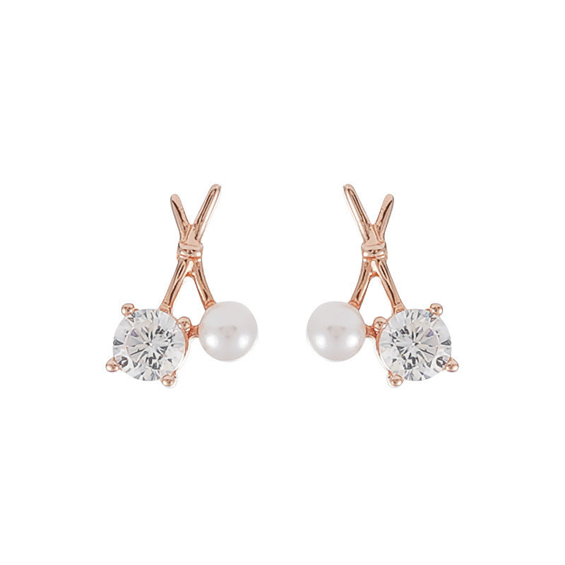 Classic Pearl Earring with Timeless Appeal