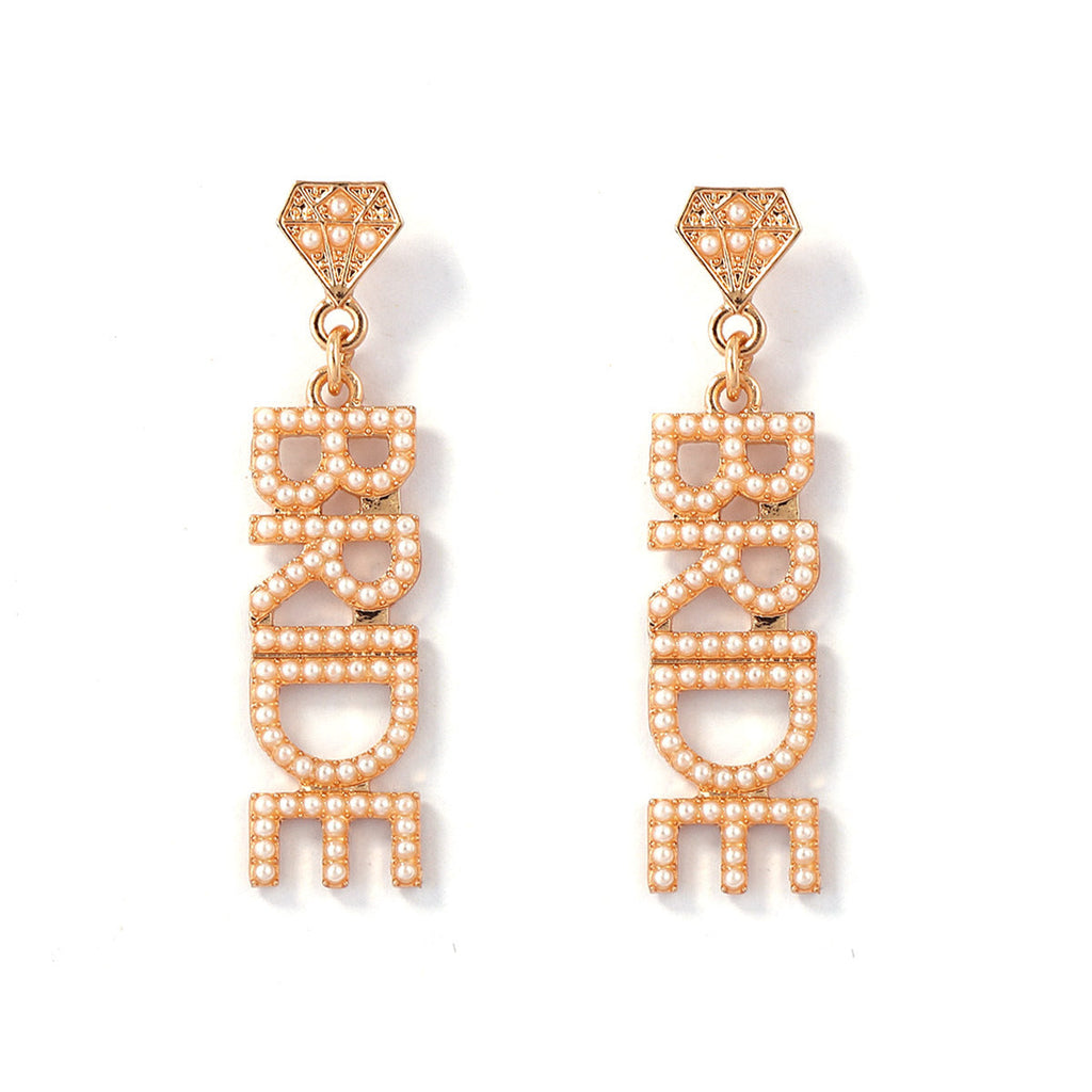 Charming Earring for Any Occasion