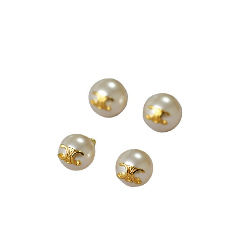 Charming Silver Earring for Any Occasion