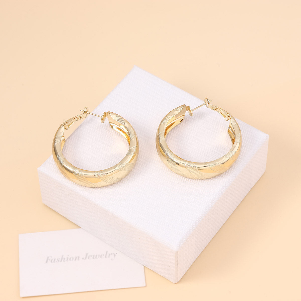 Romantic Earring for Special Moments