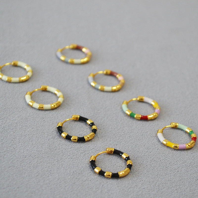 Romantic Gold Earring for Special Moments