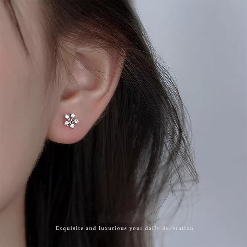 Elegant Earring for Every Occasion
