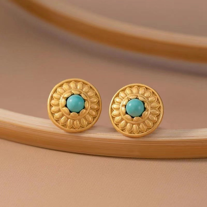 Beautiful Silver Earring with Unique Style