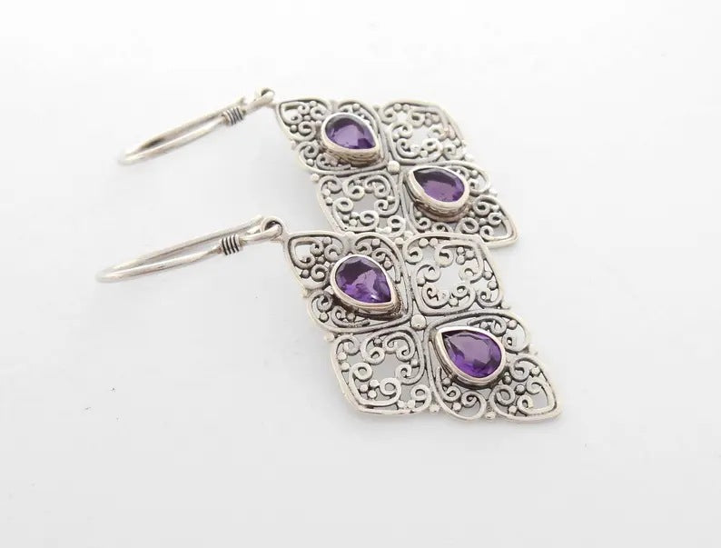 Charming Earring for Any Occasion
