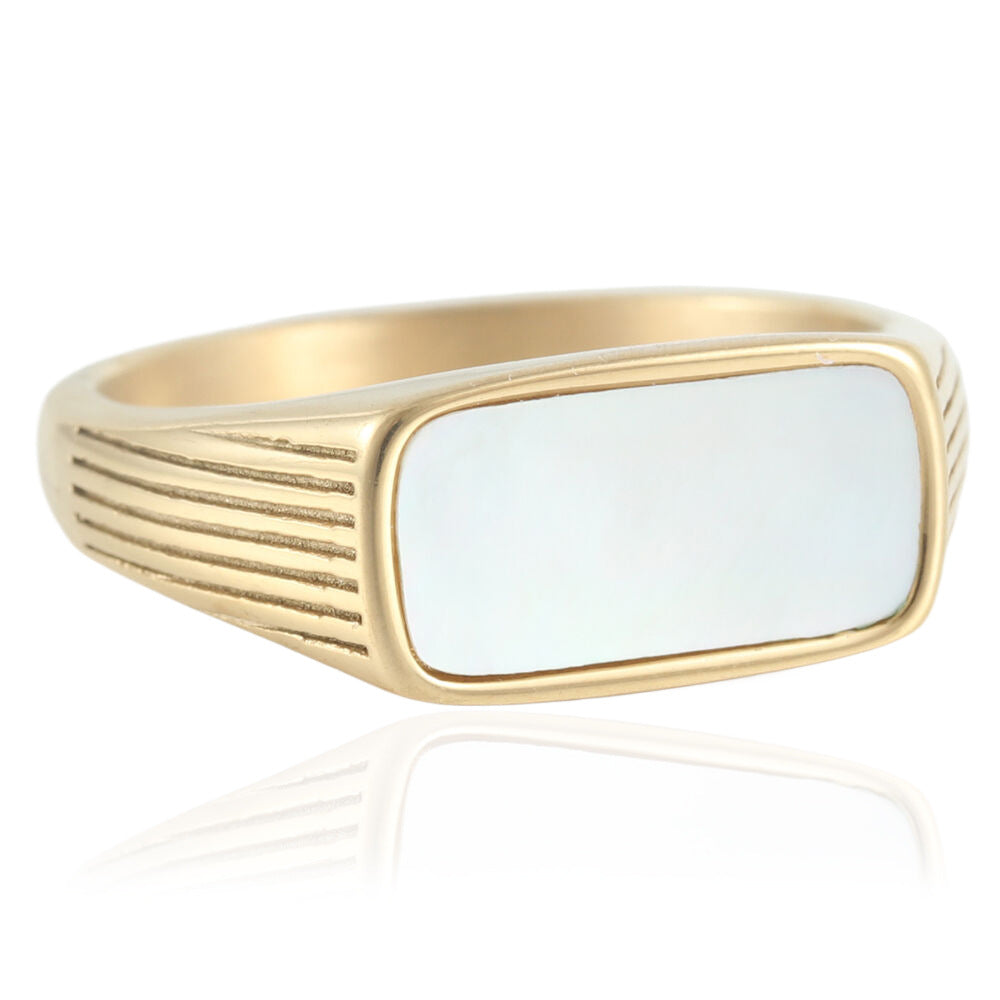 Classic Ring with Timeless Appeal
