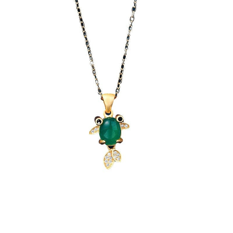 Stunning Gold Necklace for Daily Wear