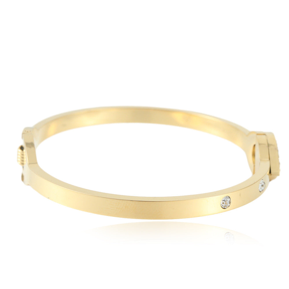 Charming Bracelet for Any Occasion