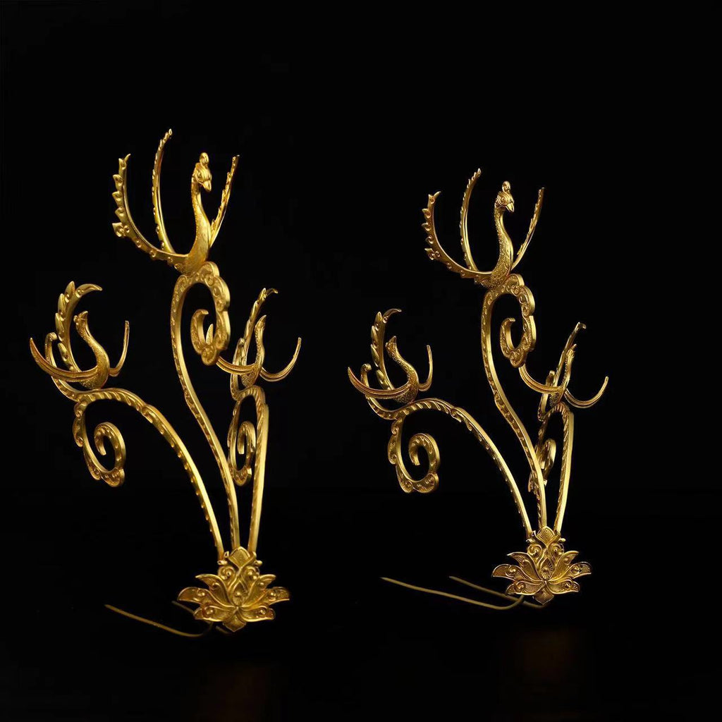 Beautiful Gold Piece with Unique Style