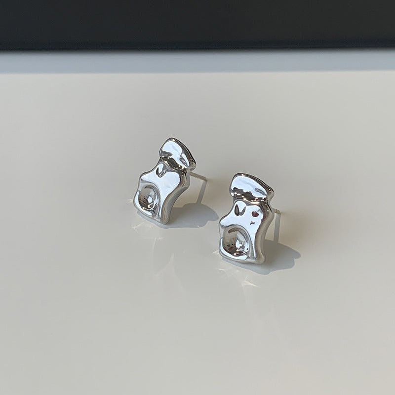 Charming Earring for Any Occasion