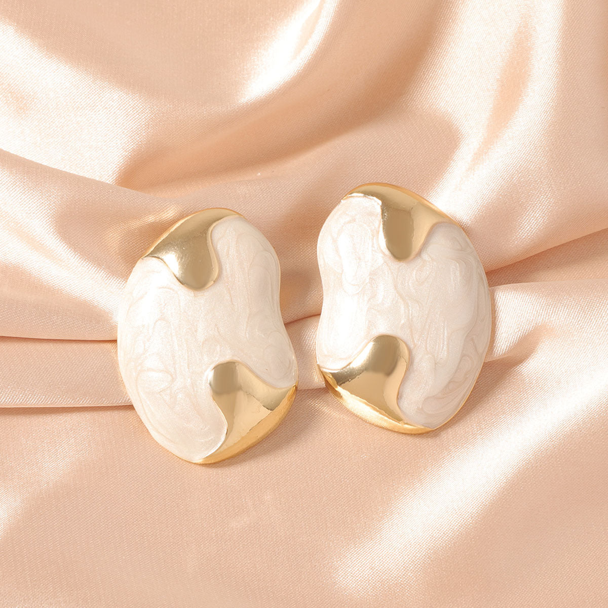 Vintage Handmade Earring