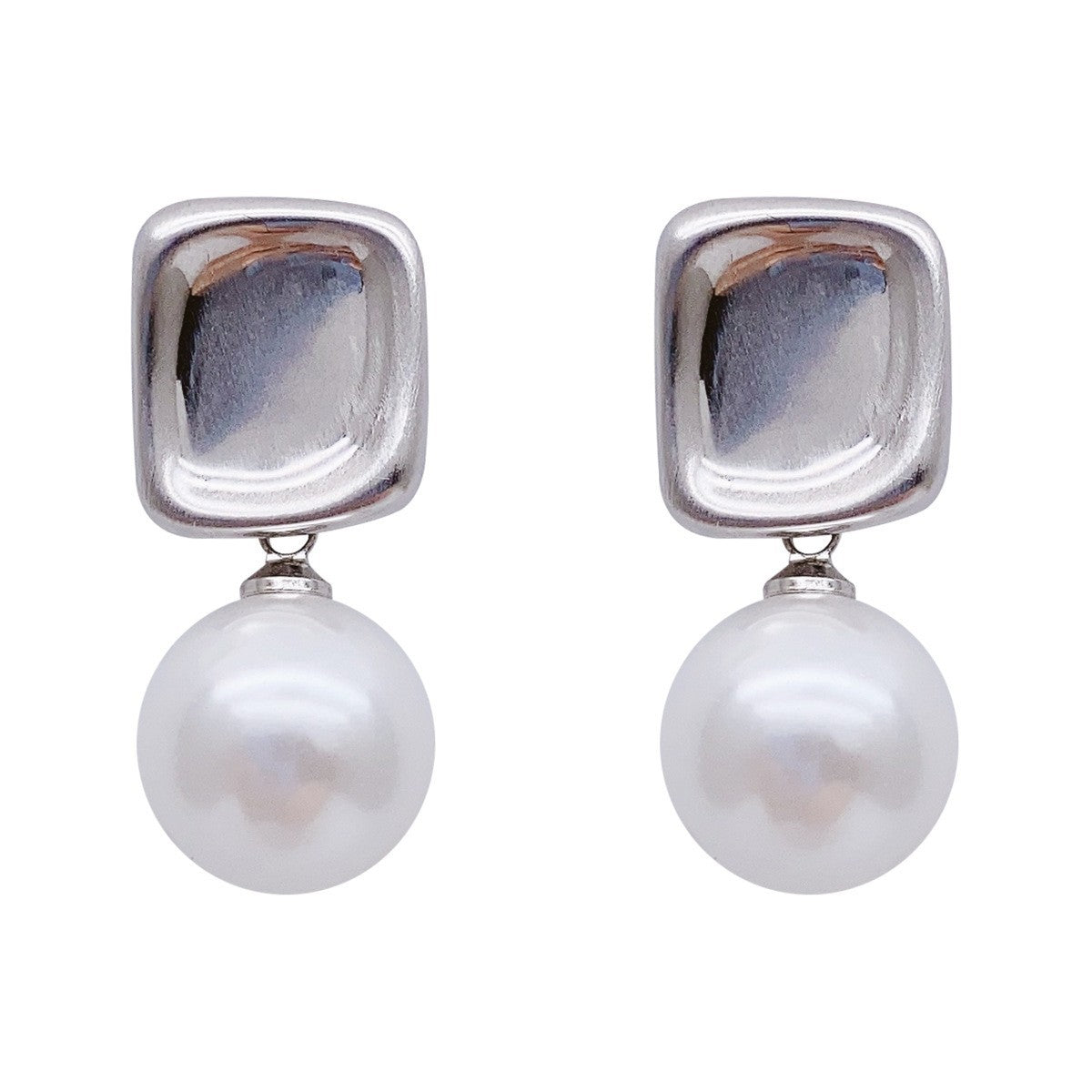 Elegant Pearl Earring for Every Occasion