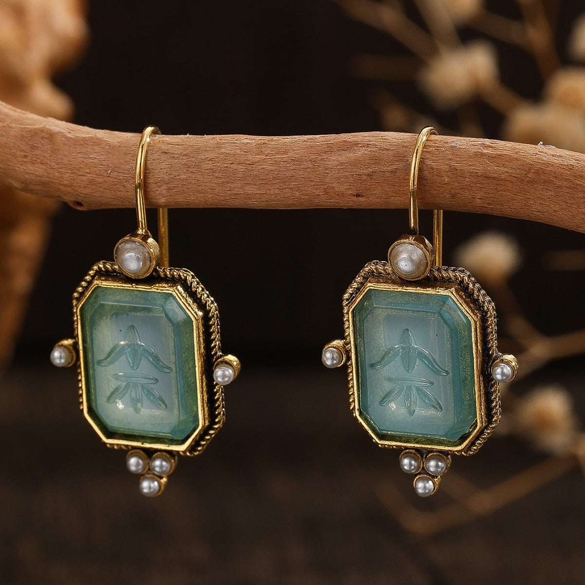 Romantic Earring for Special Moments