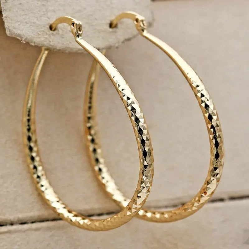 Classic Earring with Timeless Appeal