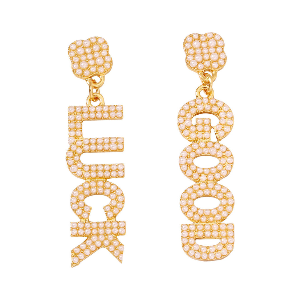 Classic Pearl Earring with Timeless Appeal