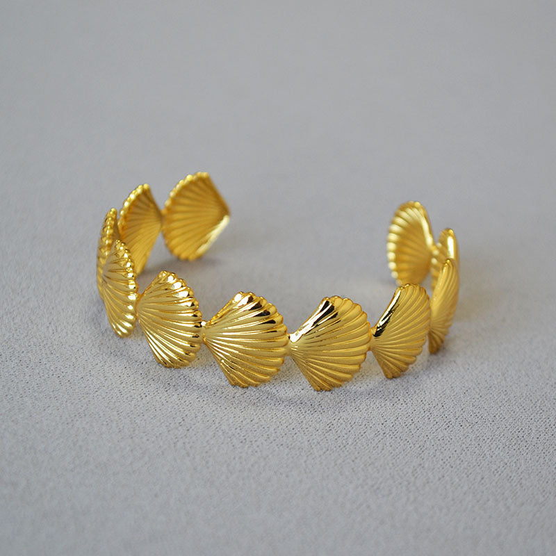Elegant Gold Bracelet for Every Occasion