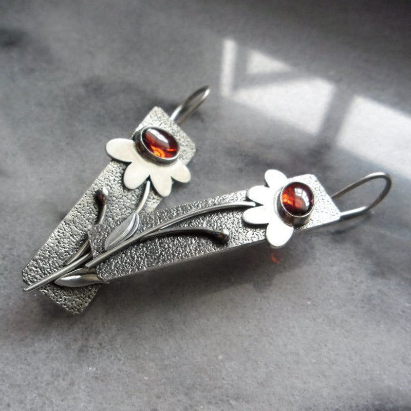 Classic Earring with Timeless Appeal